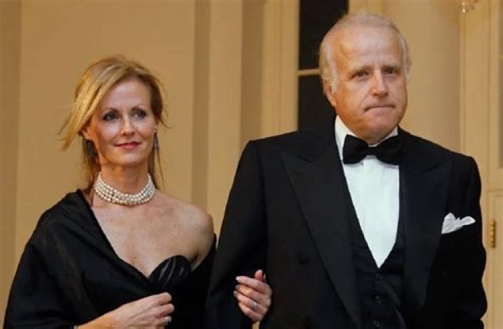 Age, Net Worth, Kids, Family & BIO of James Biden's Wife