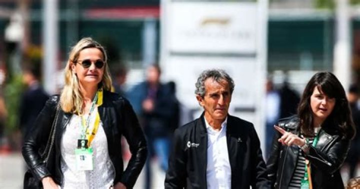 Alain Prost Et Sa Nouvelle Compagne