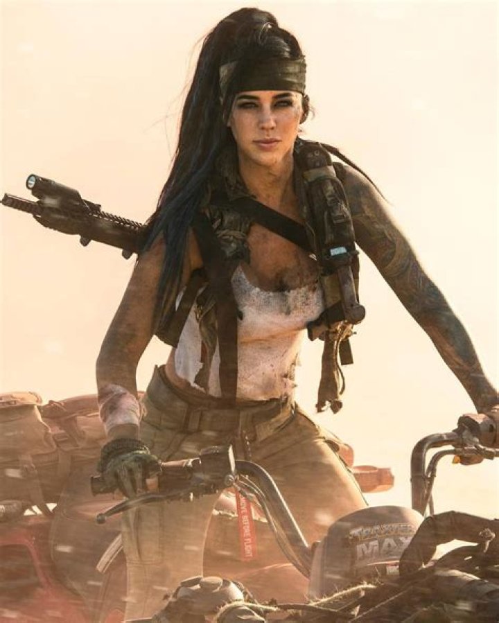 Alex Zedra Net Worth and Earnings