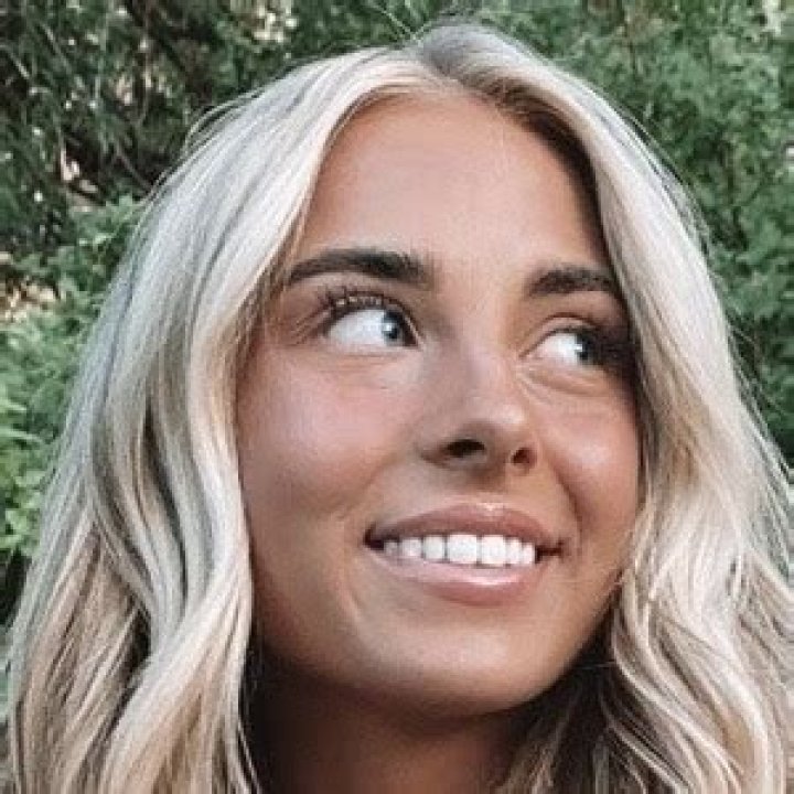 Alexa Taylor Tyndall (TikTok Star) - Age, Birthday, Bio, Facts, Family, Net Worth, Height & More