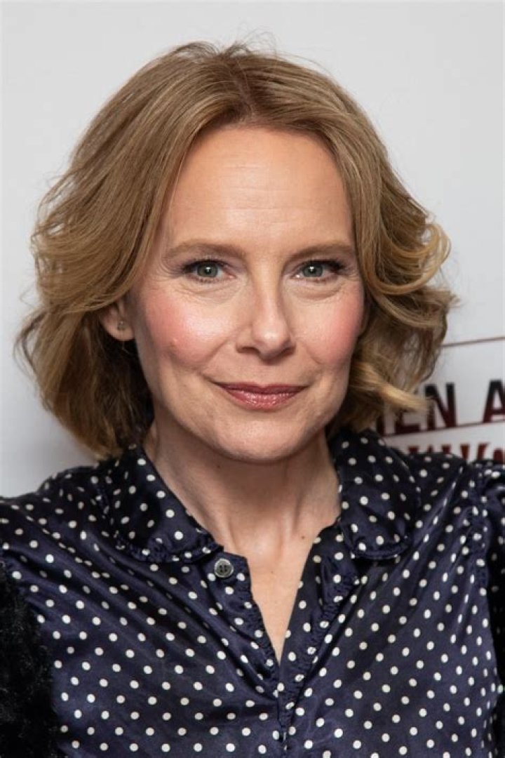 Amy Ryan – Celebsgraphy