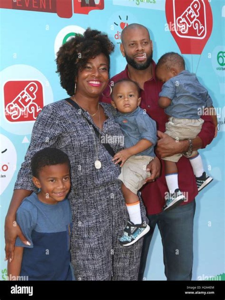Angel Laketa Moore-Tanksley (YouTube Star) - Age, Birthday, Bio, Facts, Family, Net Worth, Height & More