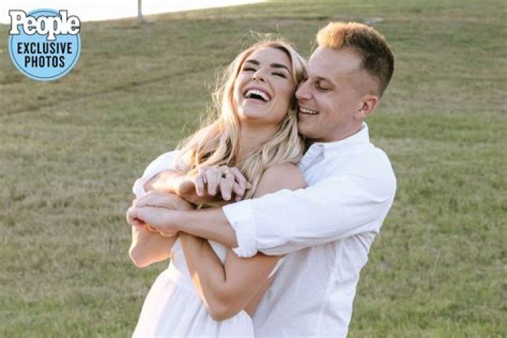 Are Siesta Key’s Kelsey Owens and Garrett Miller Still Dating? See Their Relationship Status