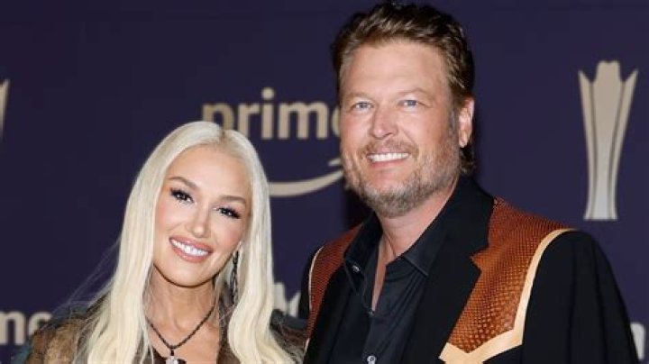 Aww!Blake Shelton and Gwen Stefani Go to a Cardinals Football Game Together – See the Cute Pics