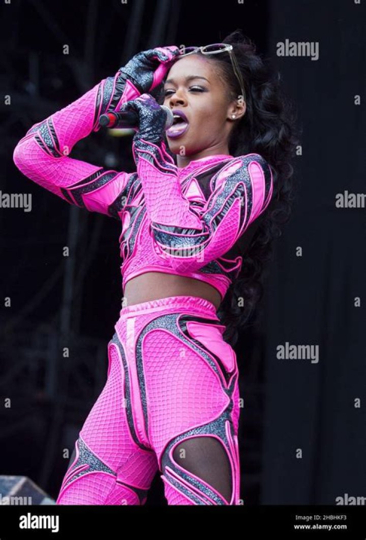 Azealia Banks Storms Off Stage After Being Hit With A Can