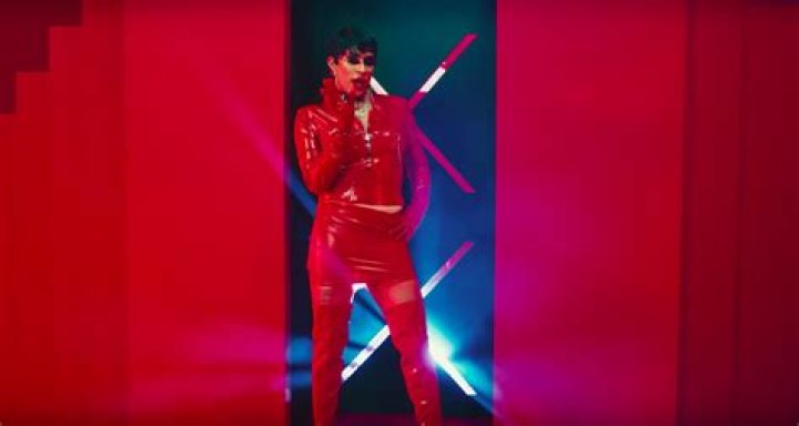 Bad Bunny Goes Full Drag In "Yo Perreo Sola" Visuals