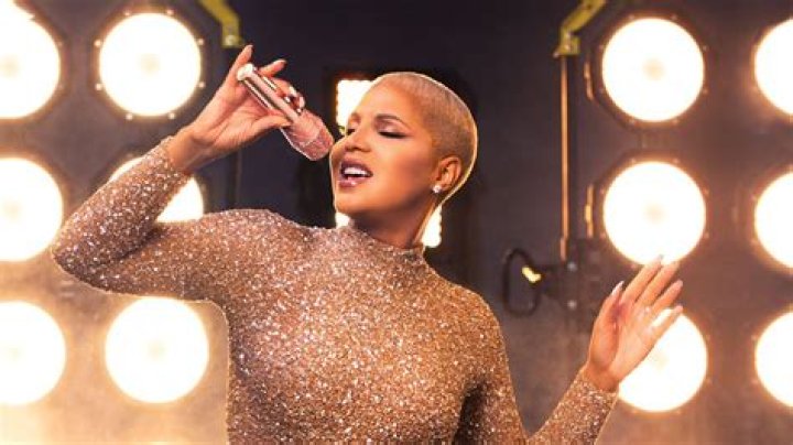 Breathe: The Luxury Signature Fragrance Designed by Music Icon, Toni Braxton