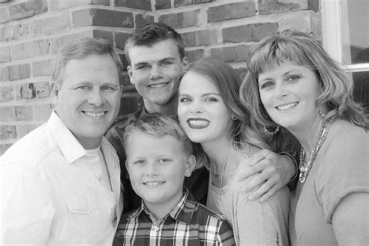 Cassie Burpo (Family Member) - Age, Birthday, Bio, Facts, Family, Net Worth, Height & More