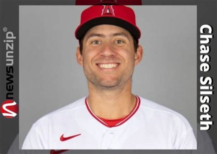 Chase Silseth Wiki, Biography, Age, Height, Net worth, Girlfriend, Parents, Education, Baseball Stats & More