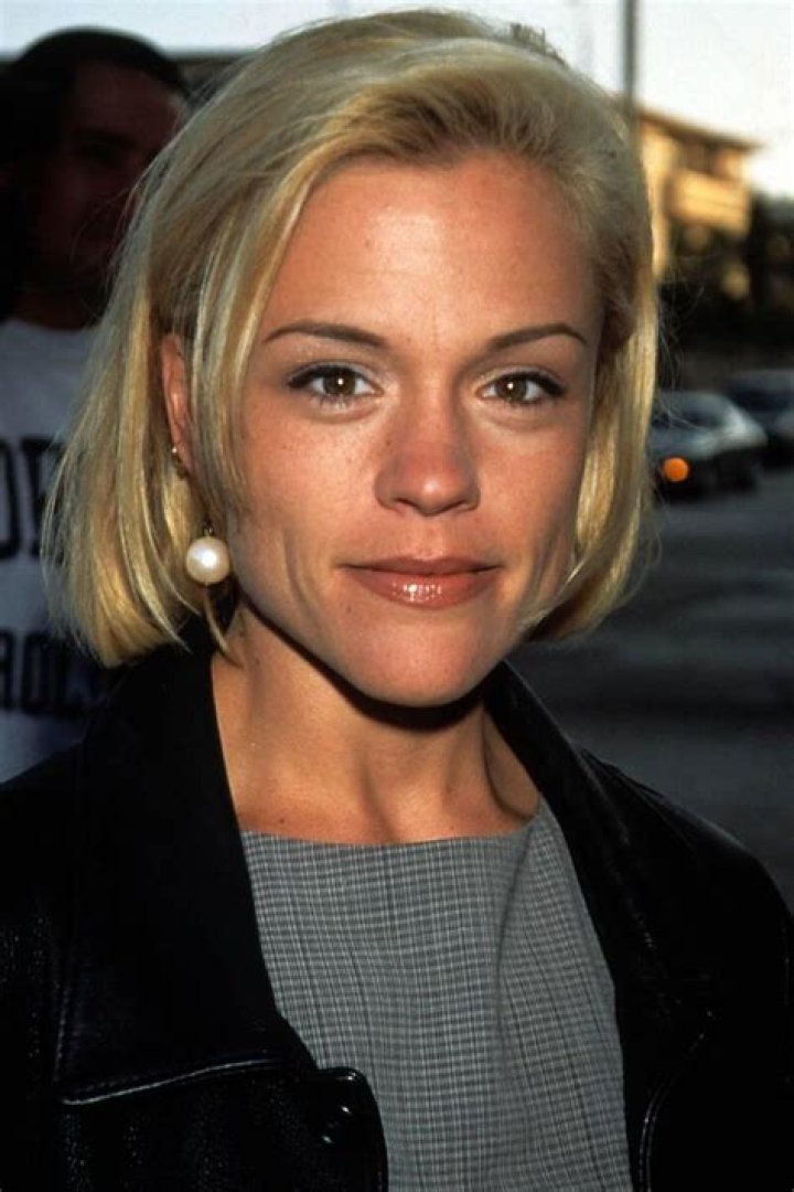 Christine Elise (TV Actress) - Age, Birthday, Bio, Facts, Family, Net Worth, Height & More