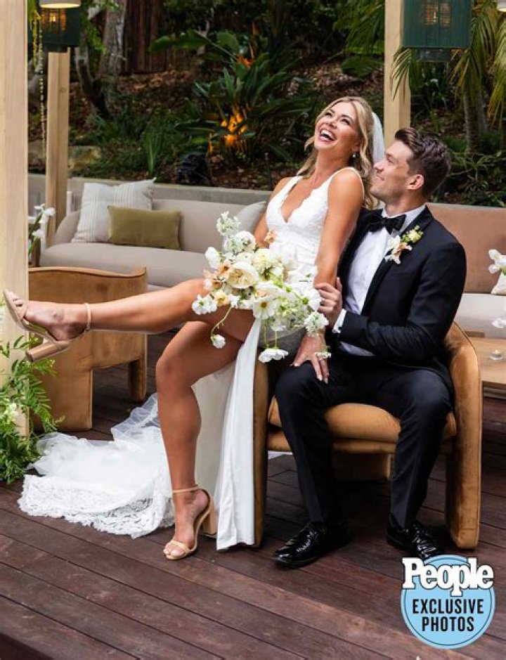 Corinne Olympios Shades Krystal Nielson, Calls Arie “Boring” (EXCLUSIVE)