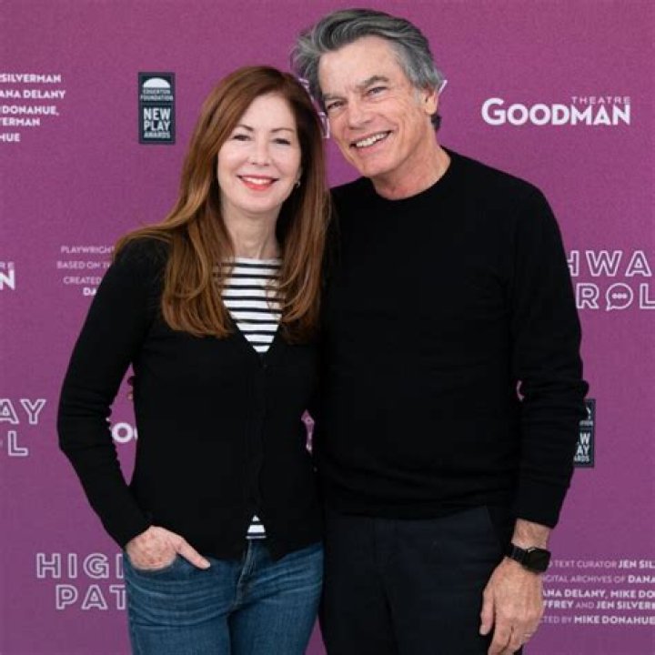 Dana Delany Biography, Age, Height, Husband, Net Worth, Family