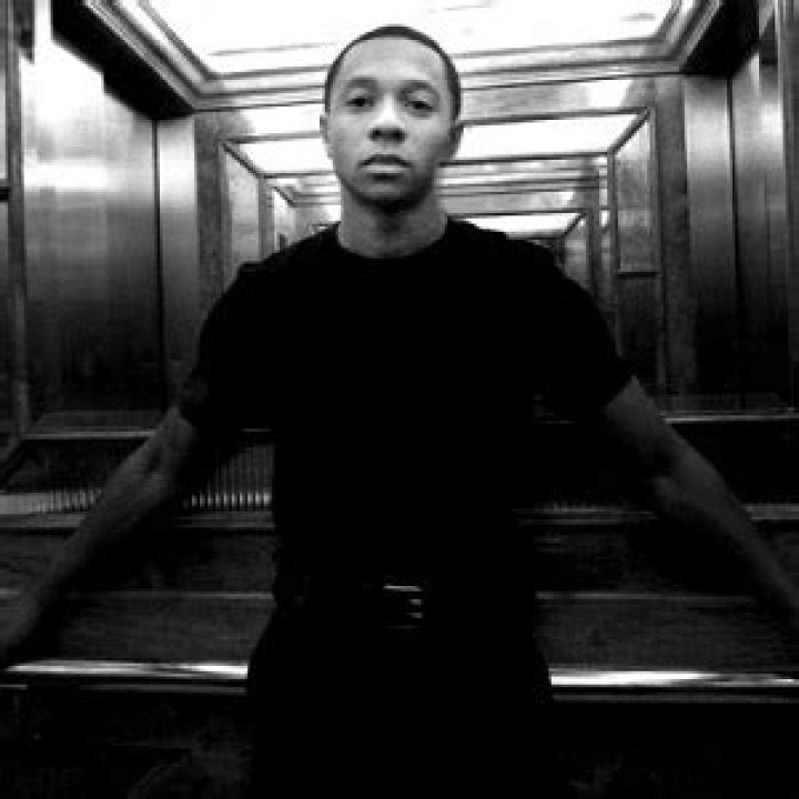 DeRon Horton Age - Bio, Wiki, Height, Net Worth, Relationship (2023)