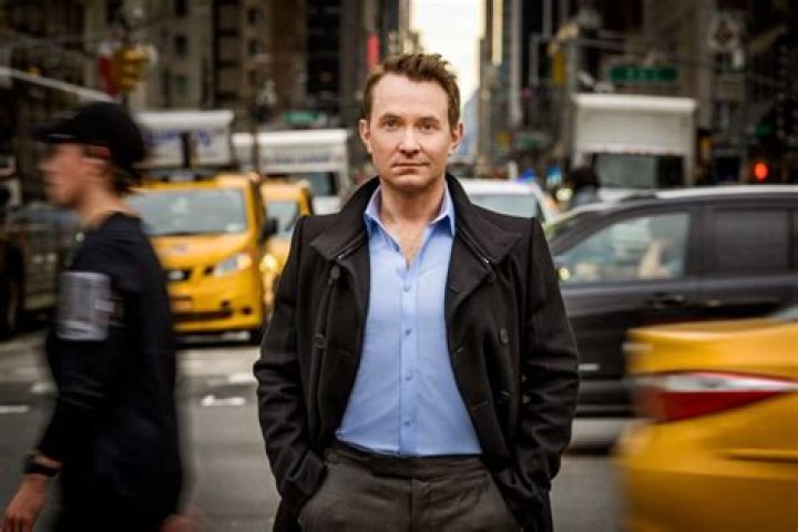 Douglas Murray (Journalist) - Age, Birthday, Bio, Facts, Family, Net Worth, Height & More