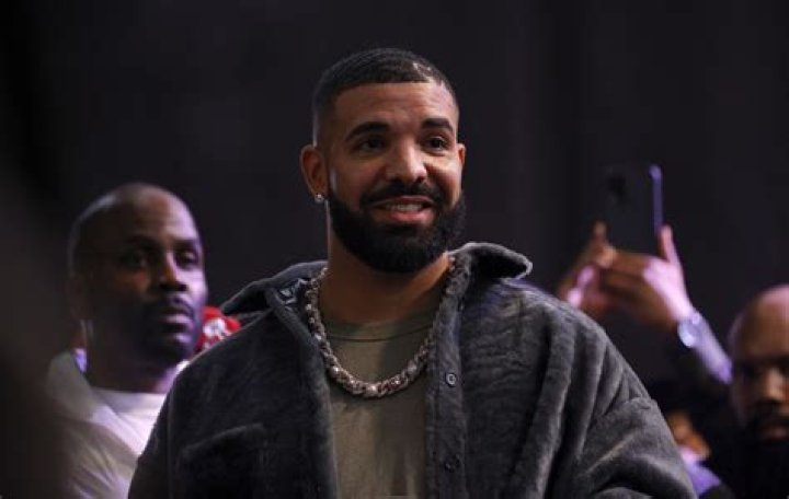 Drake Taps Legends For All Canadian North Stars Concert In Toronto