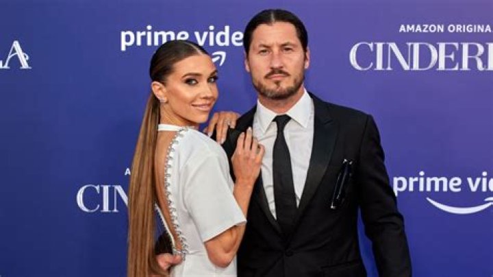 ‘DWTS’ Pro Jenna Johnson Pregnant, Expecting Baby No. 1 With Husband Val Chmerkovskiy