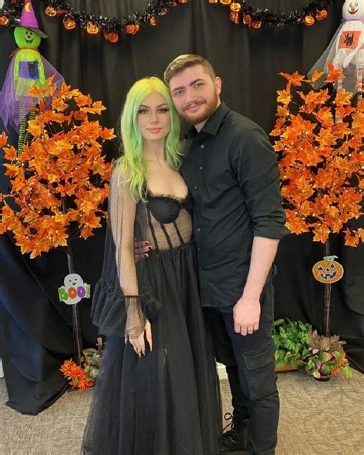 Emily Susanah Age | Wiki, Net worth, Bio, Height, Husband