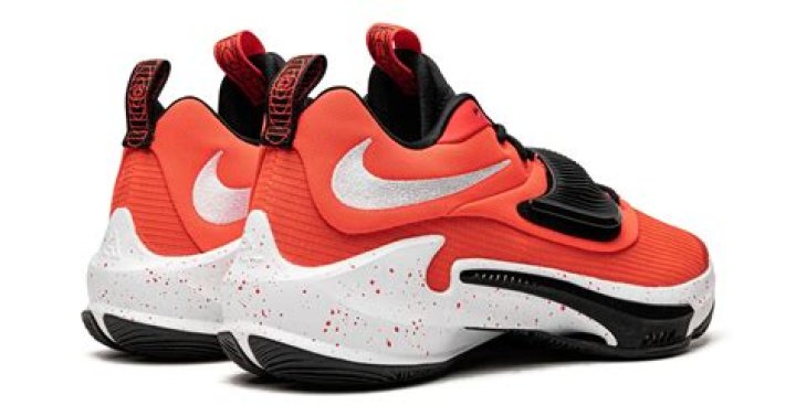 Five Best Giannis Antetokounmpo Shoes