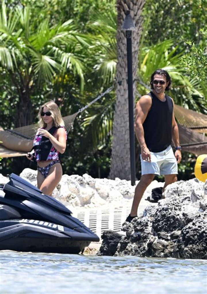 From Rocking a Stage to a Bikini! See Photos of Halsey’s Best Swimsuit Moments Over the Years