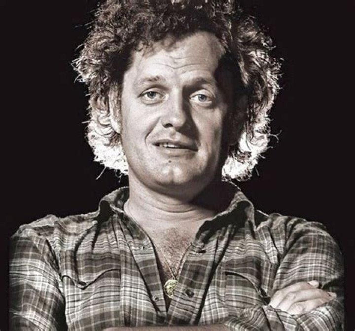 Harry Chapin (Folk Singer) - Age, Birthday, Bio, Facts, Family, Net Worth, Height & More
