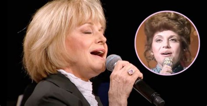 Helen Cornelius (Country Singer) - Age, Birthday, Bio, Facts, Family, Net Worth, Height & More