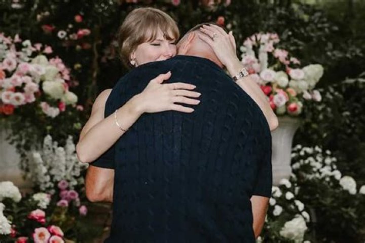 How did Travis Thompson get famous? - Celebrity.tn