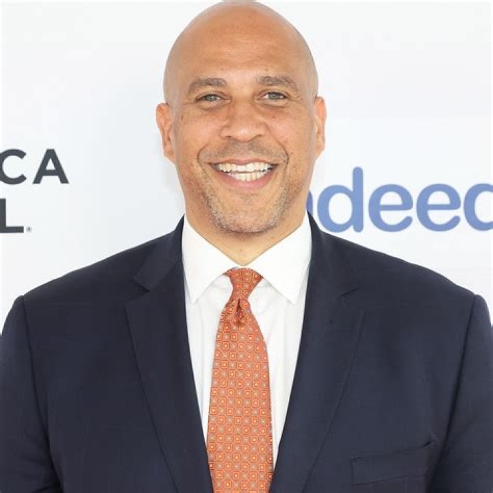 How old is Alexis in Castle season1? – Celebrity.fm – #1 Official Stars, Business & People Network, Wiki, Success story, Biography & Quotes