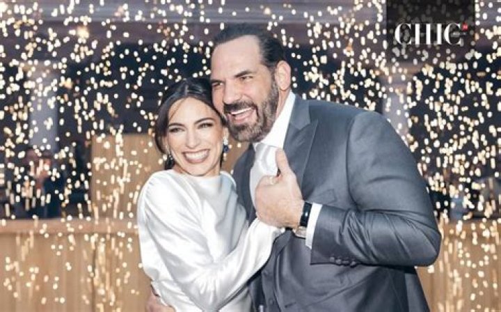 How tall is Ana Brenda Contreras