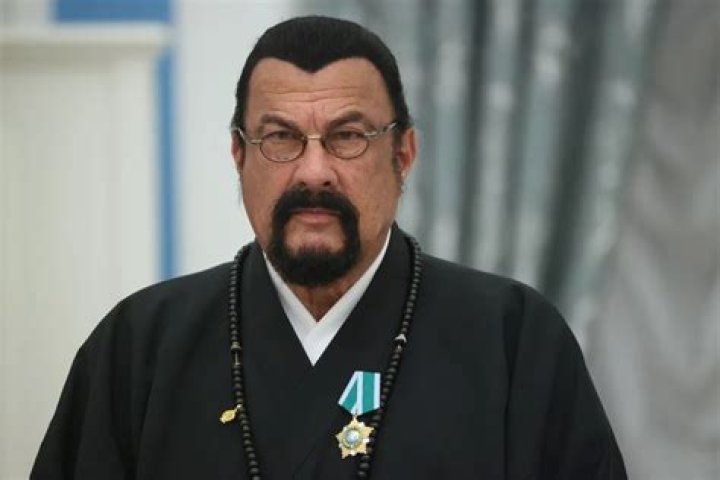 How tall is Steven Seagal - Page 4
