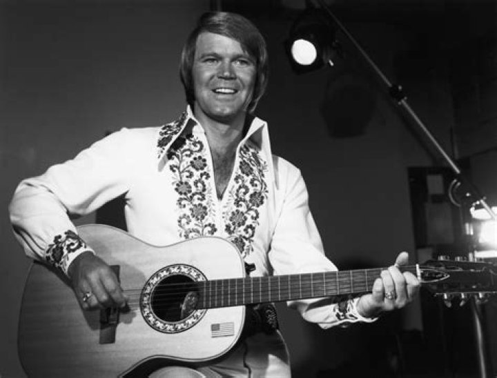 How tall was Glen Campbell