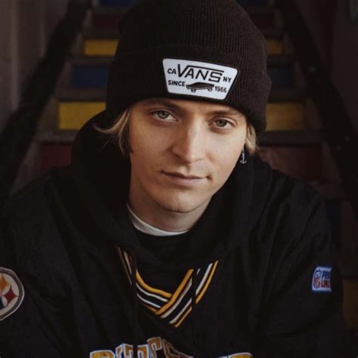 Jacob Colvin Age | Wiki, Net worth, Bio, Height, Girlfriend