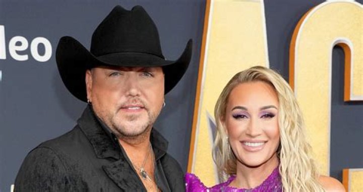 Jason Aldean (Country Singer) - Age, Birthday, Bio, Facts, Family, Net Worth, Height & More
