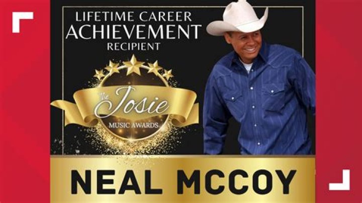 Jason McCoy (Country Singer) - Age, Birthday, Bio, Facts, Family, Net Worth, Height & More