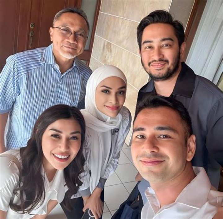 Jeje Govinda Biodata, Wiki, Age, Wife, Net Worth, Family, Career, Height & More