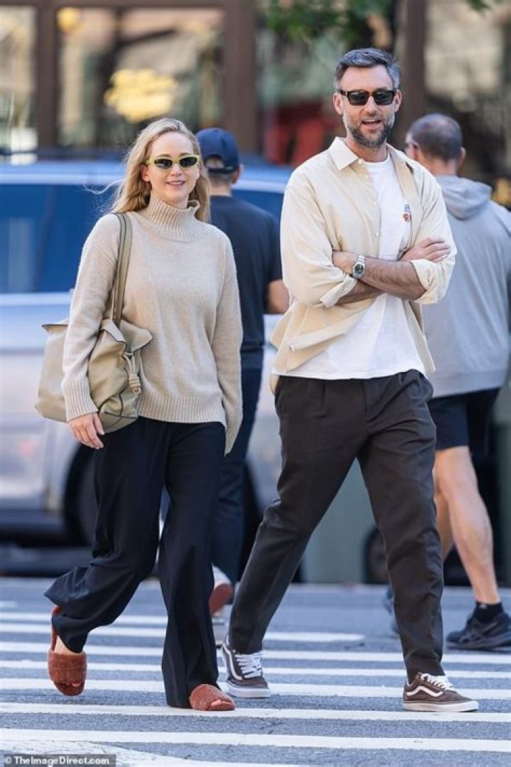 Jennifer Lawrence and Soon-To-Be Hubby Cooke Maroney Celebrate Their Engagement in NYC