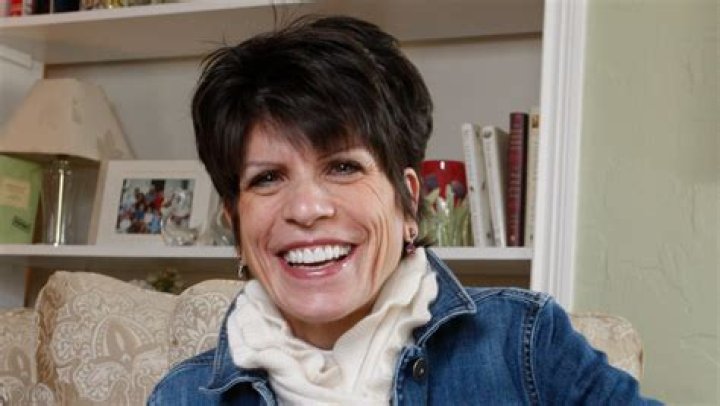 Julie Isphording Biography, Age, Height, Husband, Net Worth, Family