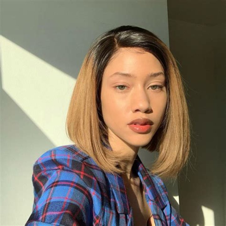 Kayla Bylon Biography | Age, Wiki, Net worth, Bio, Height, Boyfriend?|