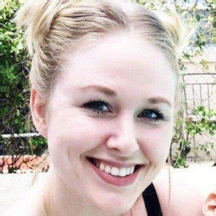 Keren Swanson (YouTube Star) - Age, Birthday, Bio, Facts, Family, Net Worth, Height & More