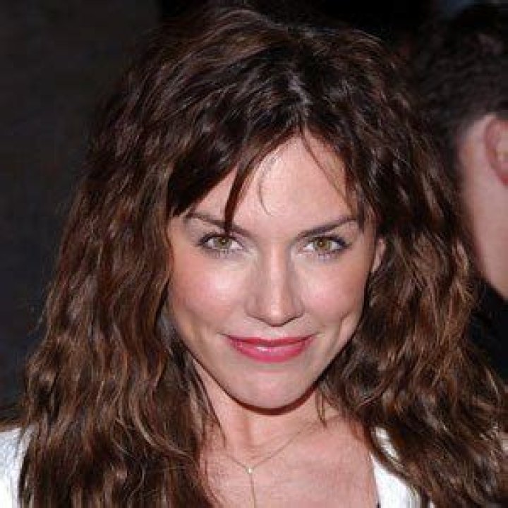 Krista Allen (TV Actress) - Age, Birthday, Bio, Facts, Family, Net Worth, Height & More