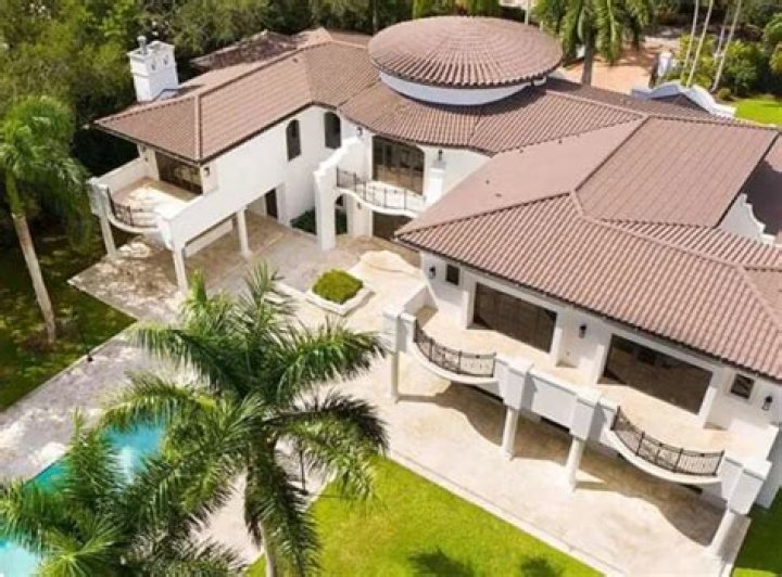 Lamar Odom Finally Selling Miami Mansion He Remodeled With Ex-Wife Khloé Kardashian!