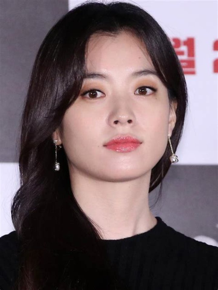 Lee Joo-young (TV Actress) - Age, Birthday, Bio, Facts, Family, Net Worth, Height & More