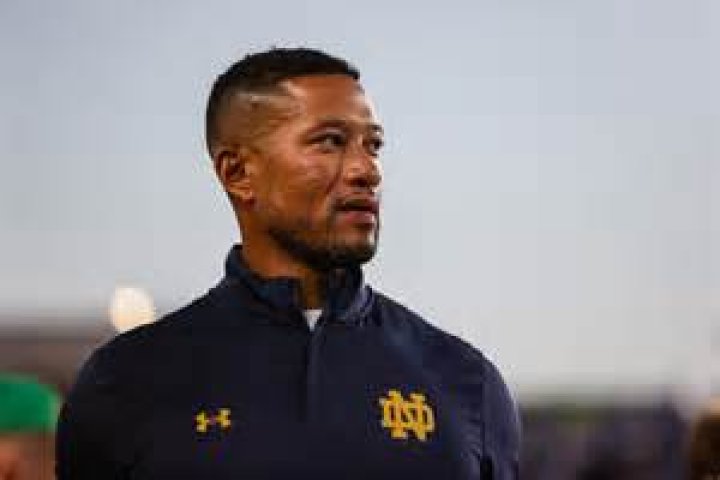 Marcus Freeman (Football Coach) - Age, Birthday, Bio, Facts, Family, Net Worth, Height & More