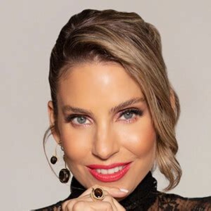María Alejandra Requena (Journalist) - Age, Birthday, Bio, Facts, Family, Net Worth, Height & More