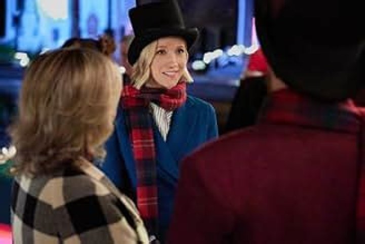 Nicole Drespel (TV Actress) - Age, Birthday, Bio, Facts, Family, Net Worth, Height & More