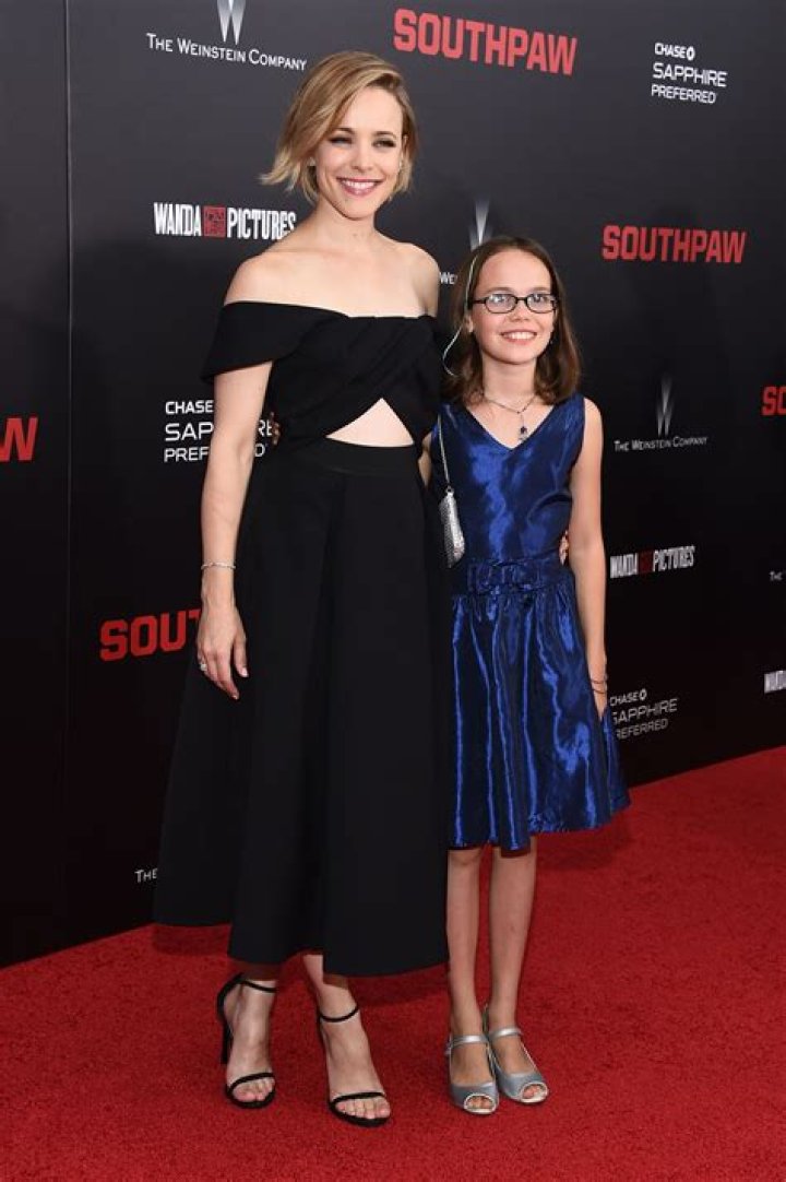 Oona Laurence Net Worth - CelebNetWorth