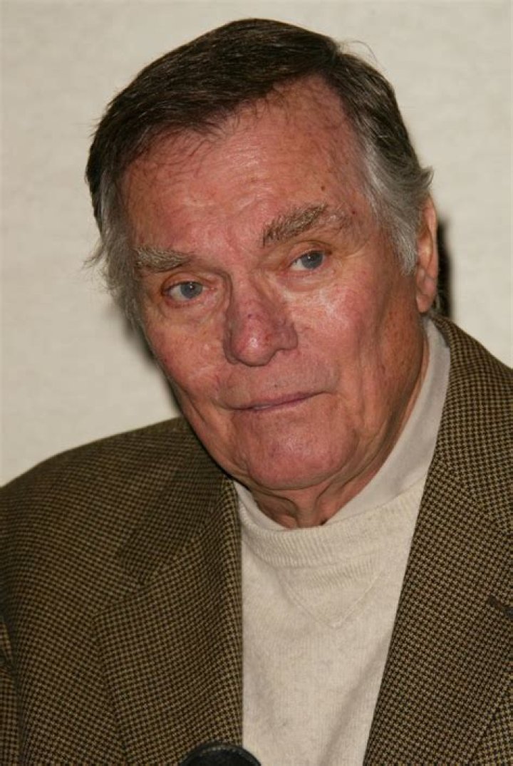 Peter Marshall (Game Show Host) - Age, Birthday, Bio, Facts, Family, Net Worth, Height & More
