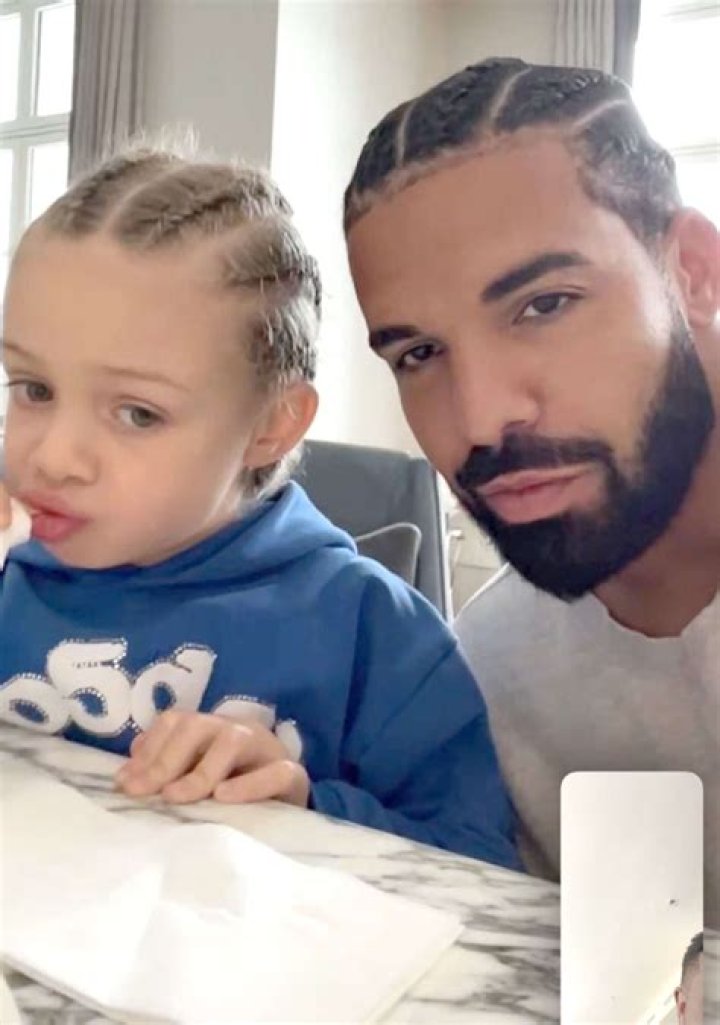 REPORTRihanna and Drake Would Love to Have Babies Together!