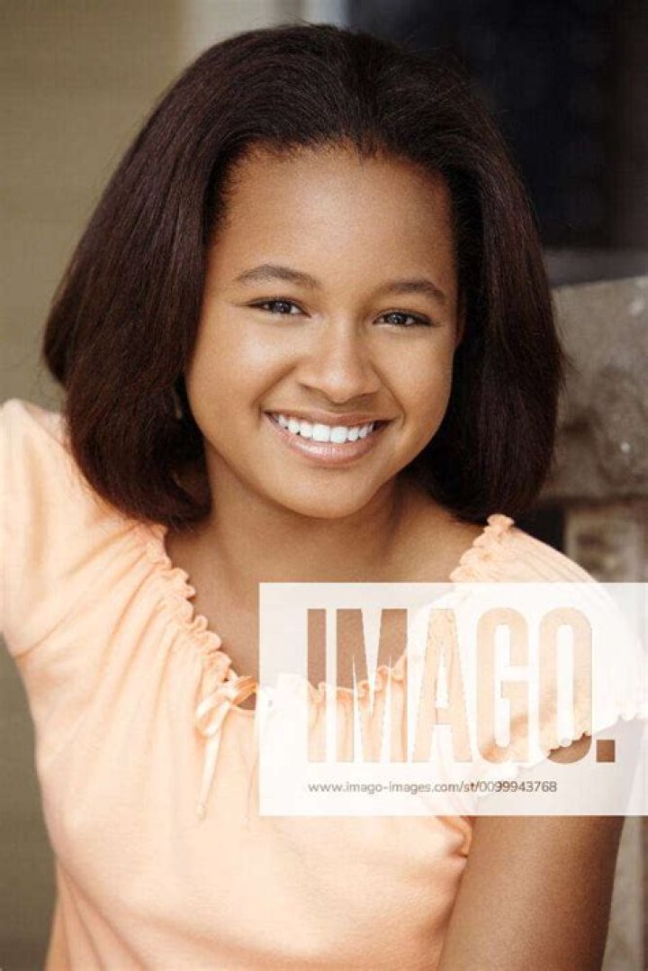 Rhyon Nicole Brown (TV Actress) - Age, Birthday, Bio, Facts, Family, Net Worth, Height & More