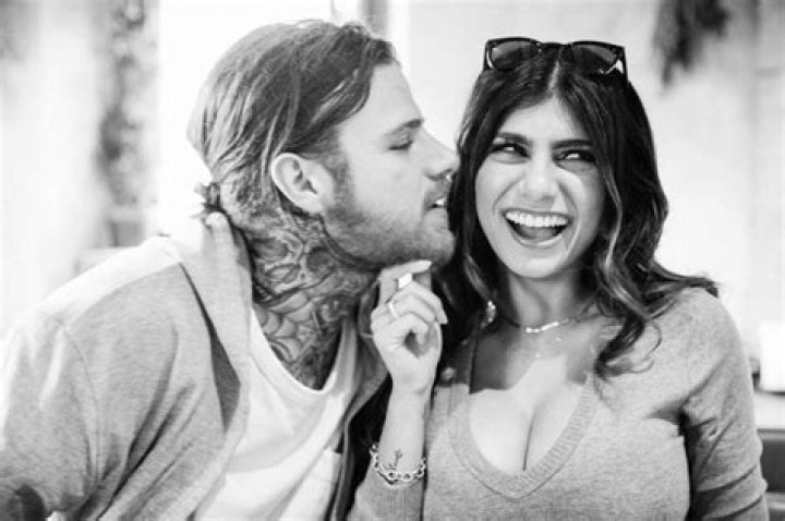 Robert Sandberg Bio | Age, Wiki, Net worth, Height, Boyfriend of Mia Khalifa, Chef|