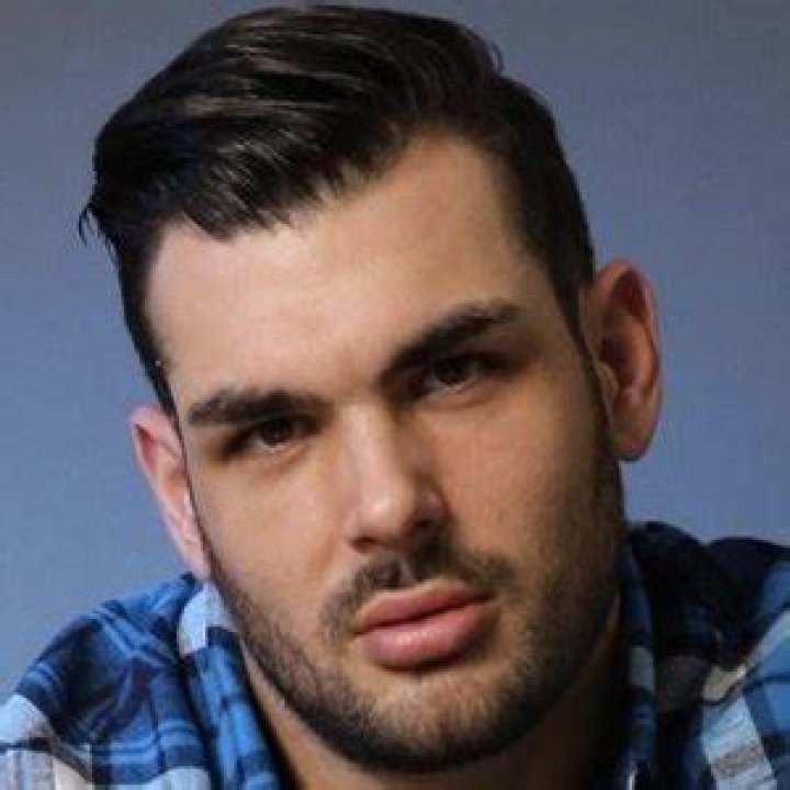 Romain Bonnet (Model) - Age, Birthday, Bio, Facts, Family, Net Worth, Height & More
